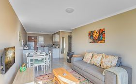 Airville Luxury Apartments, 7Min Drive To Cresta Mall